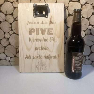 Ukrasni Okvir sa Otvaračem za Pivu